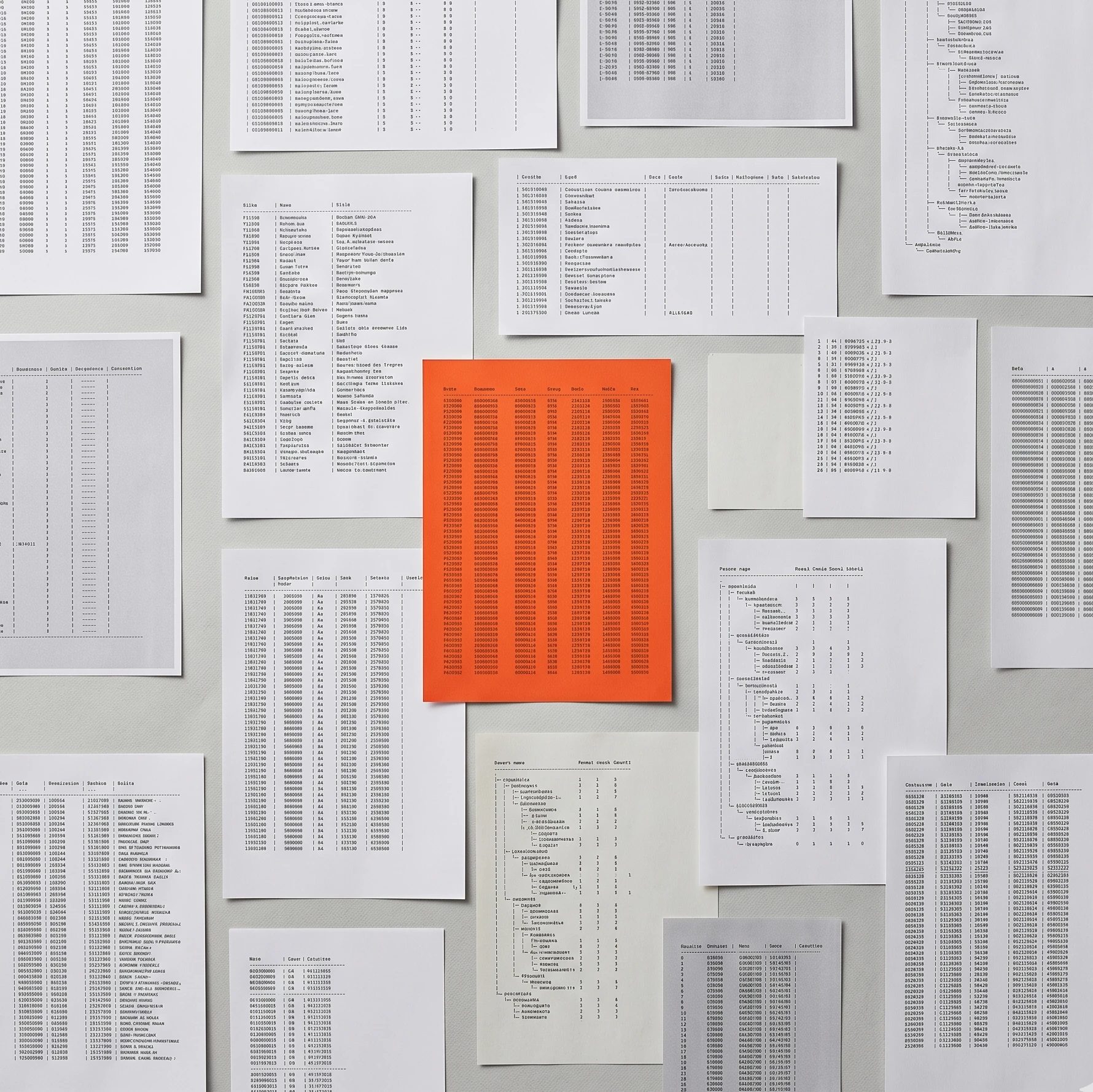 Composição em tons de cinza com ponto laranja: representação visual de fluxo de dados em formato variado entre dois sistemas